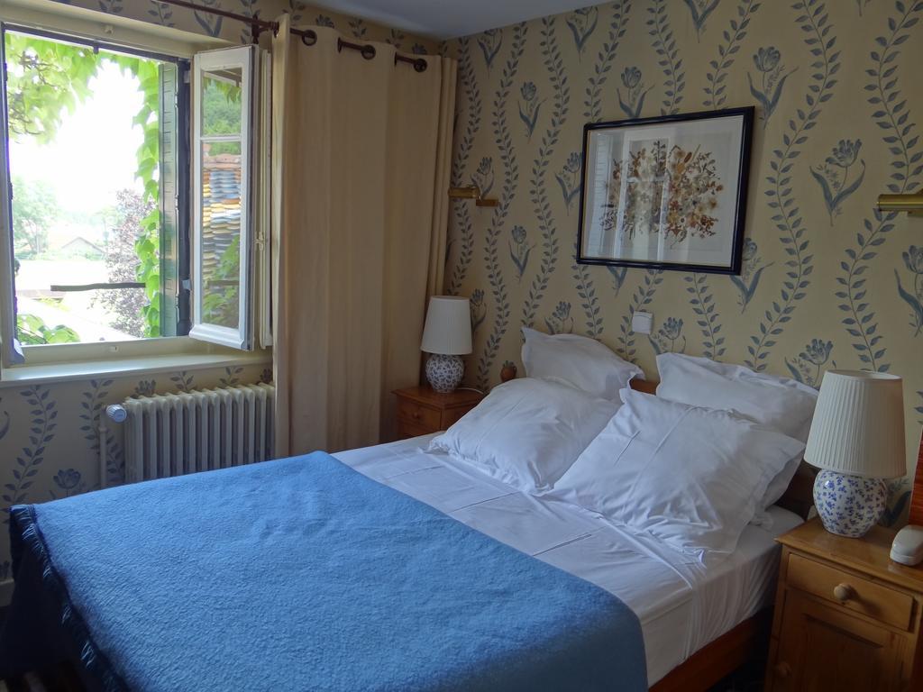 Auberge Des Chasseurs Echenevex Exterior photo